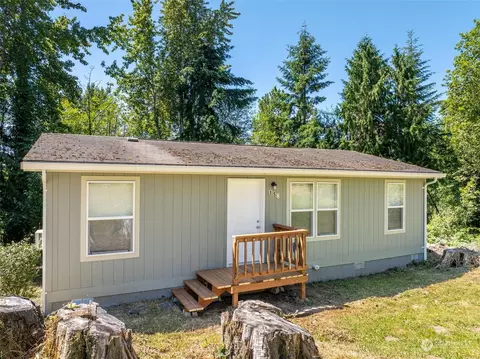 150 Freddie Ln, Longview, WA 98632
