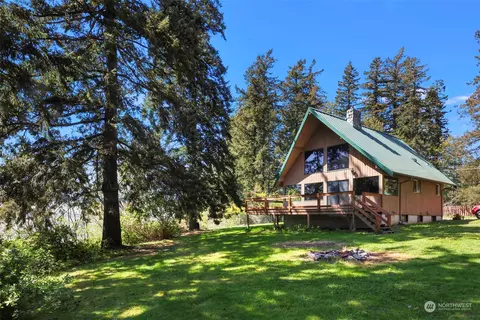 1609 Washington Ave, Blaine, WA 98230