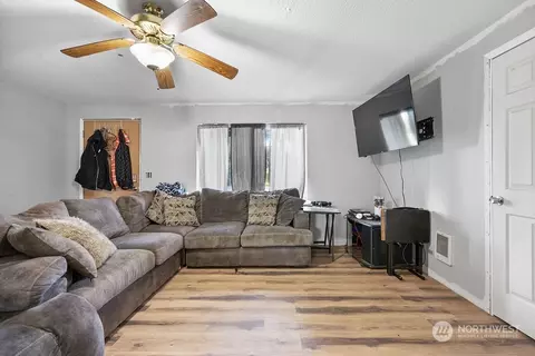 Other - 325 Cedar Ct, Winlock, WA 98596 photo 3 of 6