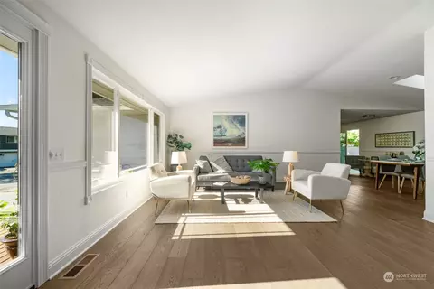 Living - 20206 103rd Pl NE, Bothell, WA 98011 photo 1 of 7