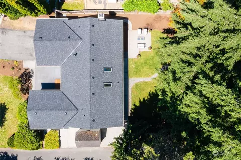View/Area - 20206 103rd Pl NE, Bothell, WA 98011 photo 1 of 2