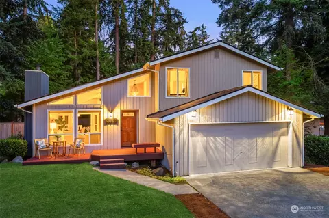 7857 NE 140th Pl, Kirkland, WA 98034