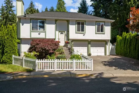 16230 NE 108th Ct, Redmond, WA 98052