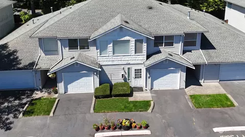 7704 196th St SW #A, Edmonds, WA 98026