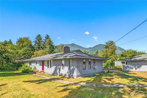 100 2nd Ave, Randle, WA 98377