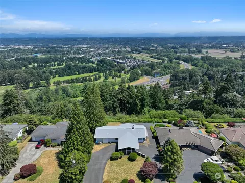 24824 43rd Ave S, Kent, WA 98032