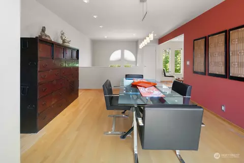 2325 E Thomas St, Seattle, WA 98112 photo 6