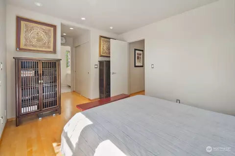 2325 E Thomas St, Seattle, WA 98112 photo 16