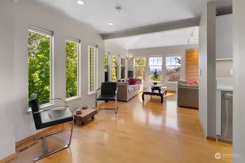 2325 E Thomas St, Seattle, WA 98112 photo 11