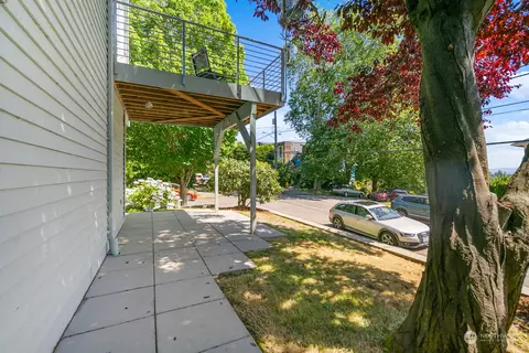 2325 E Thomas St, Seattle, WA 98112 photo 27