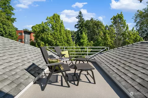 2325 E Thomas St, Seattle, WA 98112 photo 24