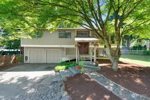 19409 58th Ave NE, Kenmore, WA 98028
