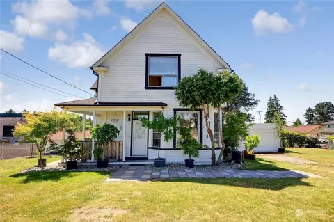 1016 S 48th St #A/B, Tacoma, WA 98408