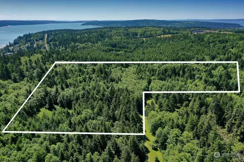 2086 Birdwood Ln, Coupeville, WA 98239