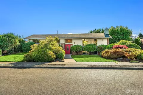 1460 N Bennett St, Tacoma, WA 98406