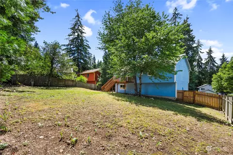 Exterior - 23019 20th Ave SE, Bothell, WA 98021 photo 4 of 5