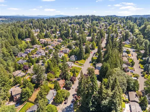 View/Area - 23019 20th Ave SE, Bothell, WA 98021 photo 4 of 4