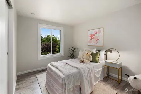 Bedroom - 23019 20th Ave SE, Bothell, WA 98021 photo 1 of 5