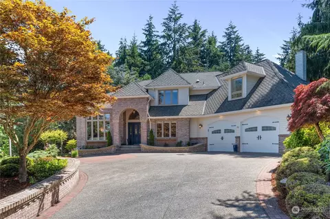 6101 Nahane West NE, Tacoma, WA 98422