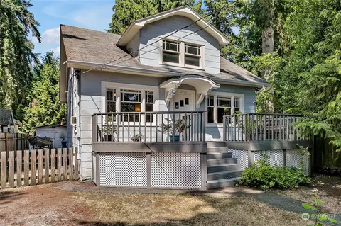 12053 Hiram Pl NE, Seattle, WA 98125