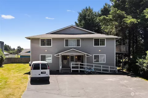839 Tidelands Ct NW #G, Ocean Shores, WA 98569