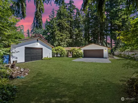 10819 47th Ave NE, Marysville, WA 98271