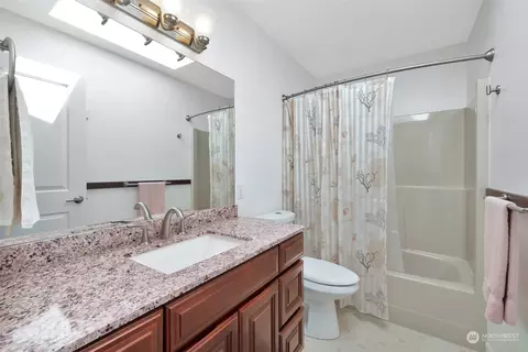 Bath - 92 Michelle Ln, Sequim, WA 98382 photo 3 of 3