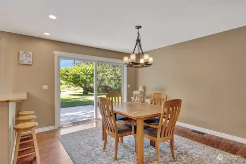 Dining - 92 Michelle Ln, Sequim, WA 98382 photo 1 of 2