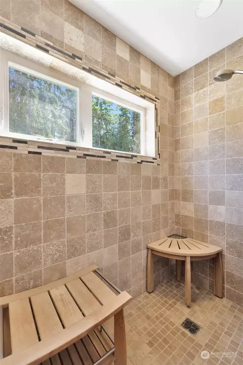 Bath - 92 Michelle Ln, Sequim, WA 98382 photo 2 of 3