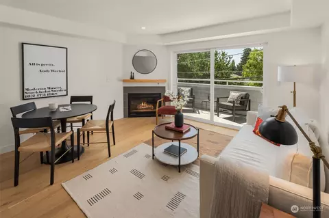 3435 California Ave SW #202, Seattle, WA 98116
