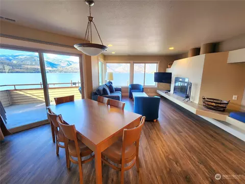 1 Lakeside 719-q, Manson, WA 98831