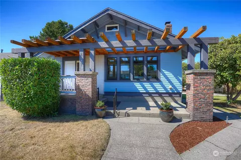 5517 N 45th St, Tacoma, WA 98407