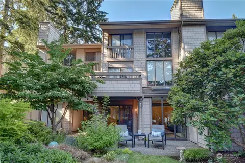 13730 15th Ave NE #G104, Seattle, WA 98125