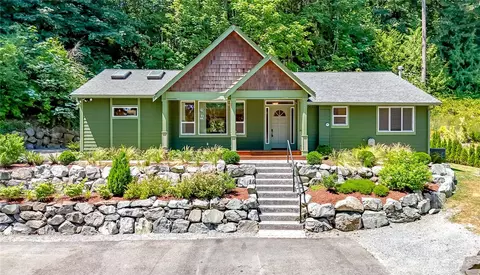 26731 Lake Fenwick Rd S, Kent, WA 98032