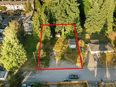 33504 18th Ave S, Federal Way, WA 98003