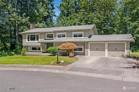 4950 120th Ave SE, Bellevue, WA 98006