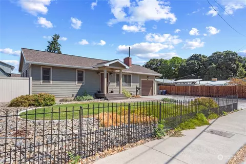 940 Coolidge Dr, Wenatchee, WA 98801