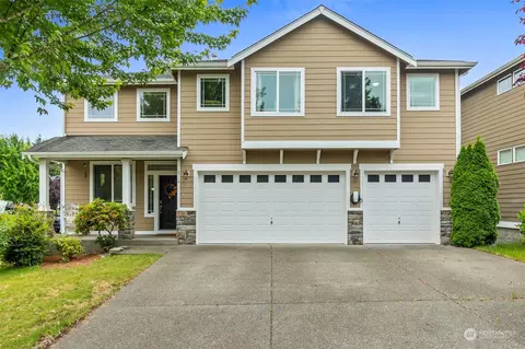 8714 186th St E, Puyallup, WA 98375