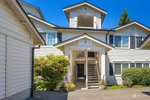 Exterior - 12404 E Gibson Rd #B105, Everett, WA 98204 photo 2 of 9