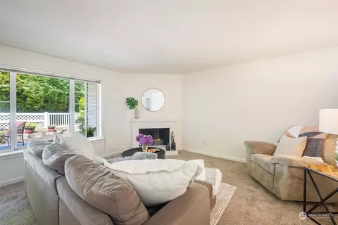 Living - 12404 E Gibson Rd #B105, Everett, WA 98204 photo 2 of 3