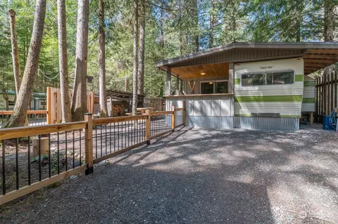 130 3 Schinn Canyon Cir, Deming, WA 98244
