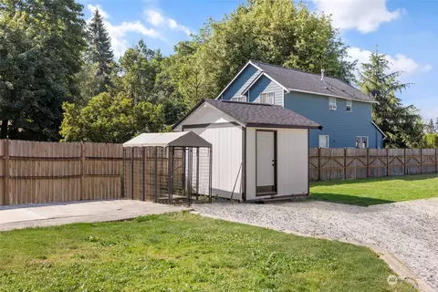 Exterior - 1702 Griffin Ave, Enumclaw, WA 98022 photo 8 of 8