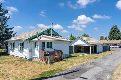1605 9th St, Marysville, WA 98270