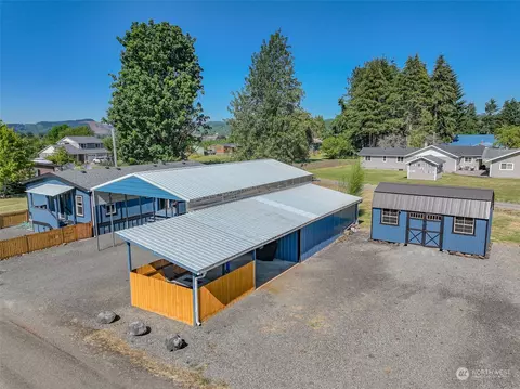 612 Cedar St, Pe Ell, WA 98572
