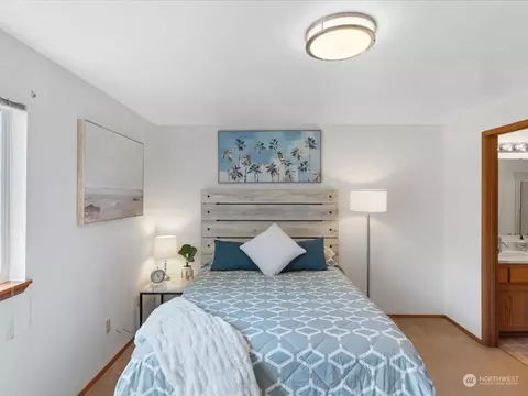 Bedroom - 9705 1st Ave SE, Everett, WA 98208 photo 4 of 4