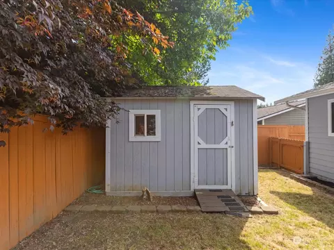Exterior - 9705 1st Ave SE, Everett, WA 98208 photo 7 of 11