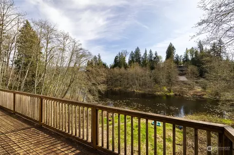 508 Rainbow Dr, Sedro Woolley, WA 98284