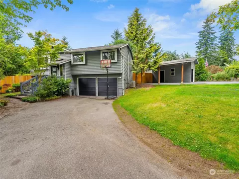 12424 48th Dr SE, Everett, WA 98208