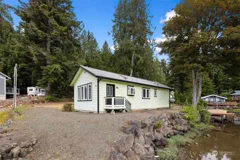 72 N Bow Tree Ln, Lilliwaup, WA 98555