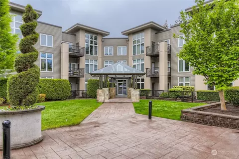 150 102nd Ave SE #209, Bellevue, WA 98004